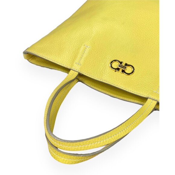 Vintage Salvatore Ferragamo Small Double Gancini Yellow Tote Bice - Picture 7 of 10
